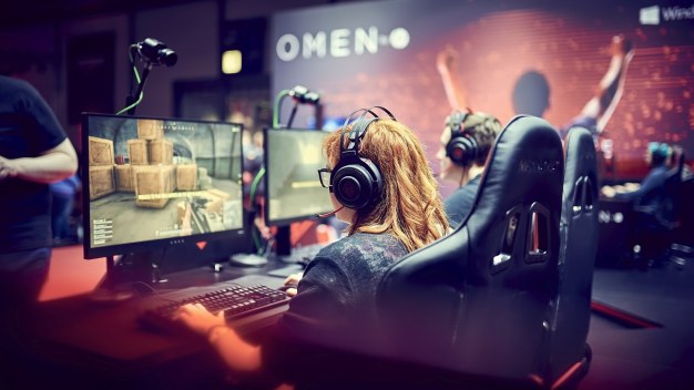 dreamhack_2018_omen_by_hp_06