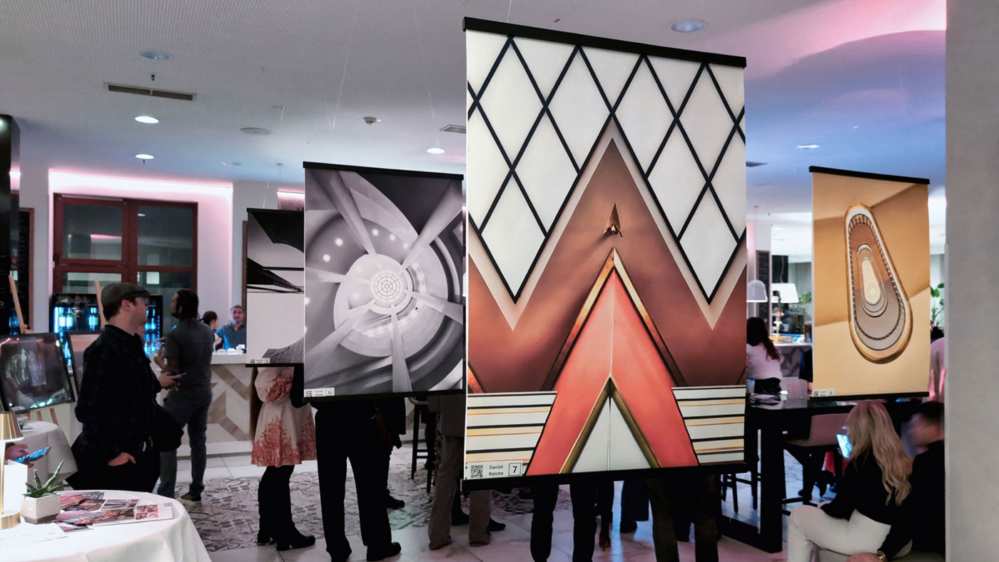 Leipzig-über-Kopf-Fotos zur Ausstellung Urban Beauty im Innside by Melia Leipzig